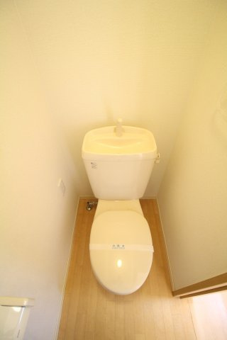 コンフォールタカハのトイレ