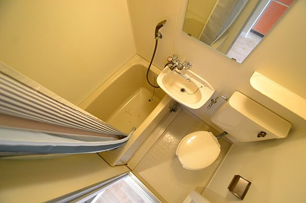 ル・パレ福住の浴室