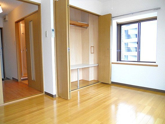 マイコート六甲Ⅰの居間・リビング