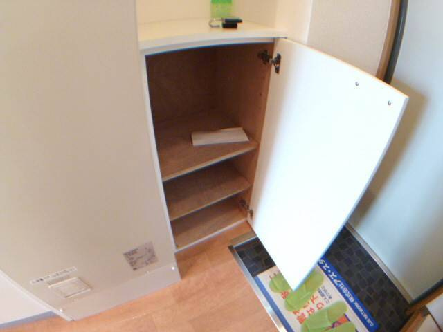 MASANI三宮（旧ラフォンテ三宮）の玄関