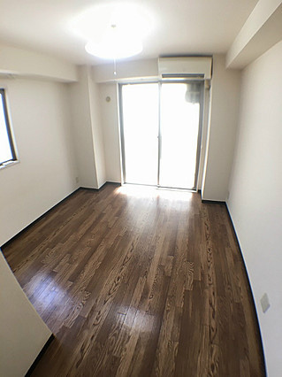 レグルスコートの居間・リビング