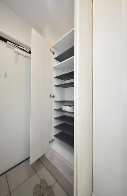 Heim Komoreliaのその他|シューズボックス