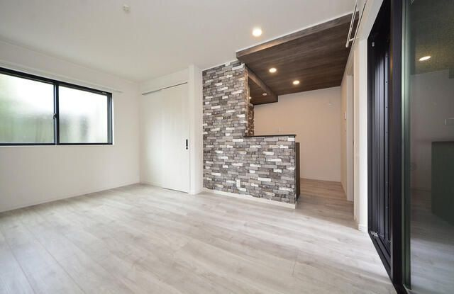 Heim Komoreliaの居間・リビング