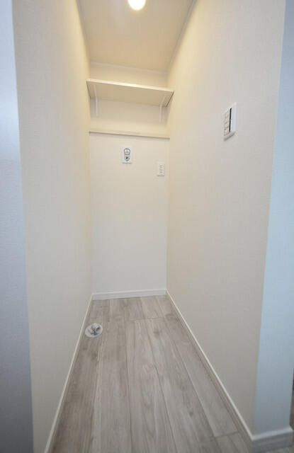 Heim Komoreliaの設備|洗濯機置場