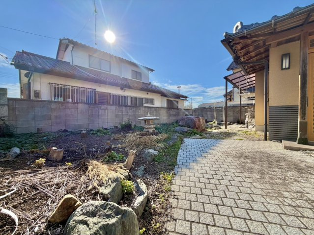 栃木市平柳町中古戸建の庭