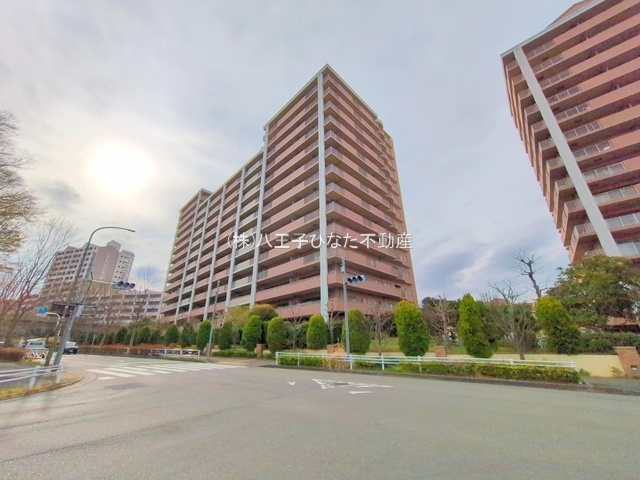 祝　成約済み　パークフィーネ南大沢３番館　八王子市　中古マンションの外観|リフォーム中古マンションです。～仲介手数料無料☆八王子ひなた不動産～パークフィーネ南大沢3番館