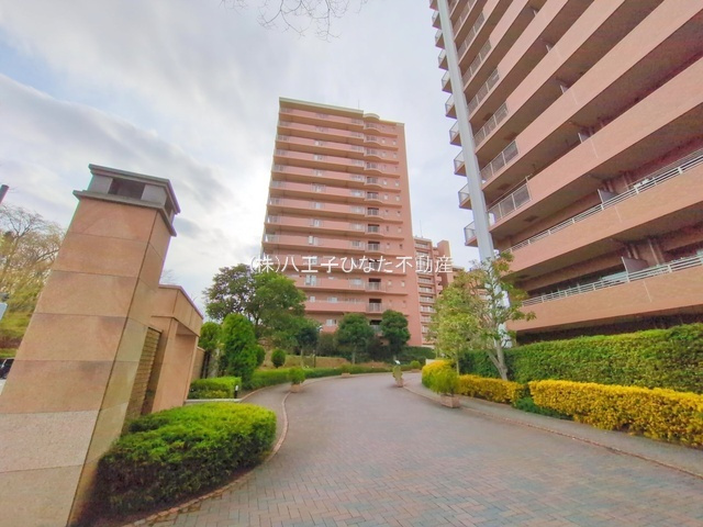 祝　成約済み　パークフィーネ南大沢３番館　八王子市　中古マンションの外観|リフォーム中古マンションです。～仲介手数料無料☆八王子ひなた不動産～パークフィーネ南大沢3番館