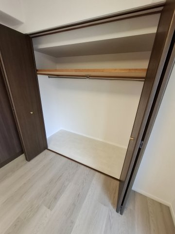 ロイヤル苦楽園の収納|R7.11.18撮影　リフォーム済み