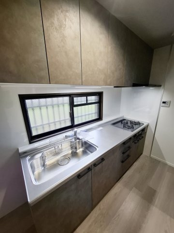 ロイヤル苦楽園のキッチン|R7.11.18撮影　リフォーム済み