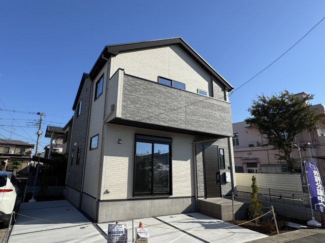 市川市若宮２丁目新築戸建【若宮小学校：8分】の外観|完成済み内覧可能です！！