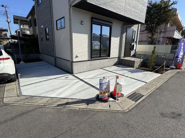 市川市若宮２丁目新築戸建【若宮小学校：8分】の駐車場|駐車スペース・2台駐車可