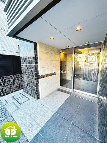 クレストコート清澄庭園のエントランス