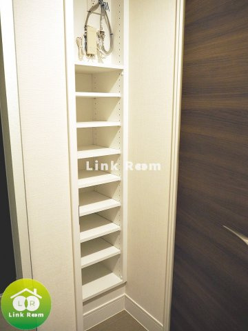 クレストコート清澄庭園の玄関