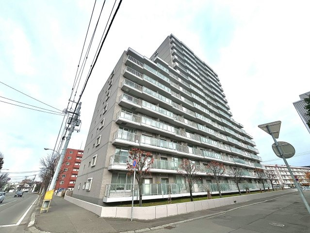 ディアハイム山鼻南の外観|市電「中央図書館前」駅まで徒歩10分！