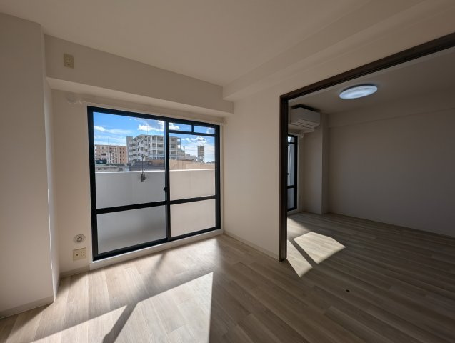 パークモダン伊丹の居間・リビング