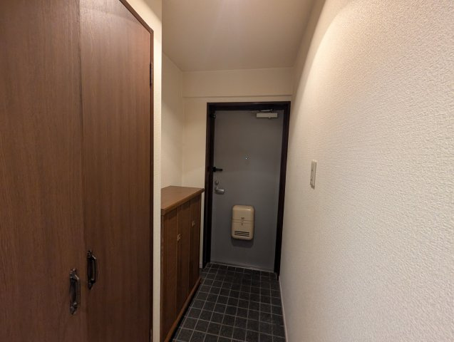 パークモダン伊丹の玄関