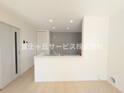 【キッチン】 | 磐田市中野 2期 新築一戸建て | キッチンです