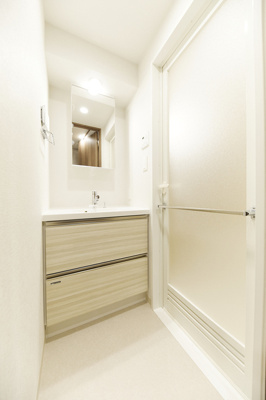 【洗面所】 | ベルファース神田神保町 | ※写真は同タイプ住戸です。