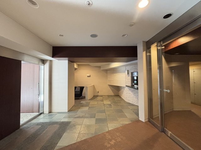 リリーベル門前仲町サーモスのエントランス