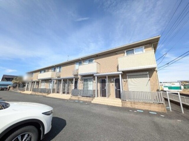 クリスタルコートの外観