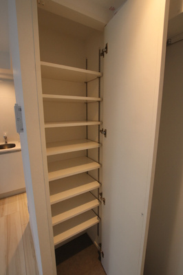 玄関シューズボックスです♪