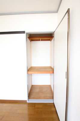 洋室の収納