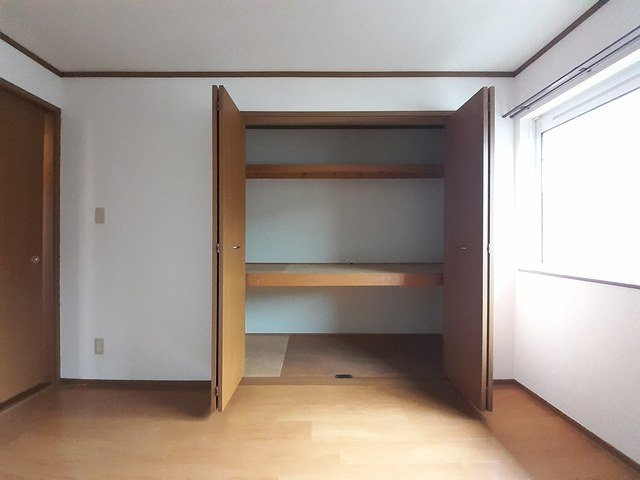 グランディールⅣの収納|こまごまとしたものを収納できそうですね