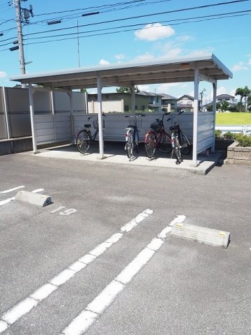 クロシェットⅣの駐車場|駐車場があります