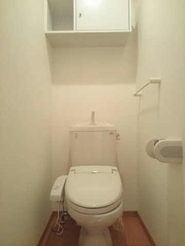 クロシェットⅣのトイレ|清潔感のあるトイレです