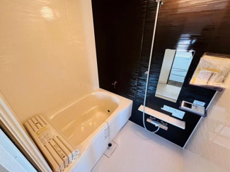 【浴室】 | ブリティッシュ・ティンバー泉佐野　中古マンション