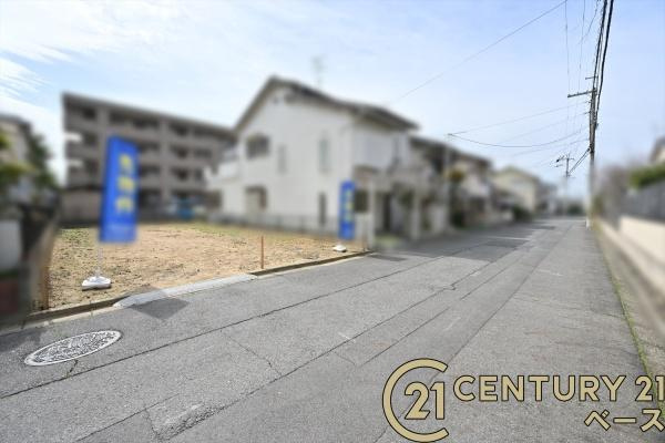 磯城郡田原本町大字藥王寺の売地の前面道路含む現地写真|■現地撮影写真■前面道路６ｍと広々開放的！
