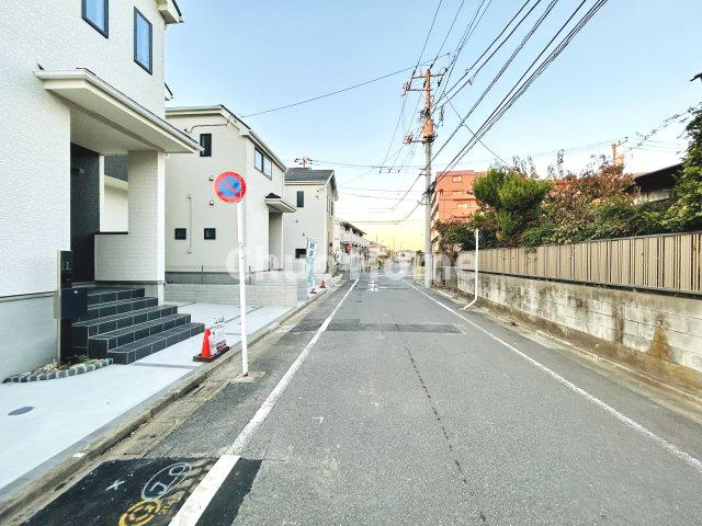 葛飾区東水元5丁目新築分譲住宅の前面道路含む現地写真|全面道路