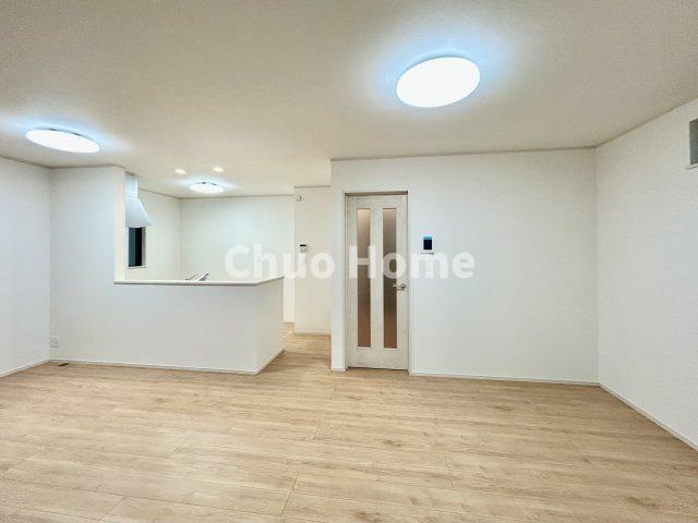 葛飾区東水元5丁目新築分譲住宅の居間・リビング|居間リビング