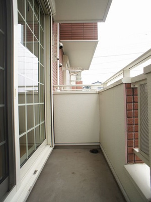 【バルコニー】 | ワイズⅣ | 日当たり良好！お洗濯物がたくさん干せます♪