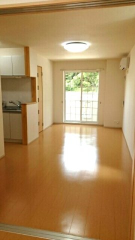 メゾン　エメラルド　Ａの居間・リビング