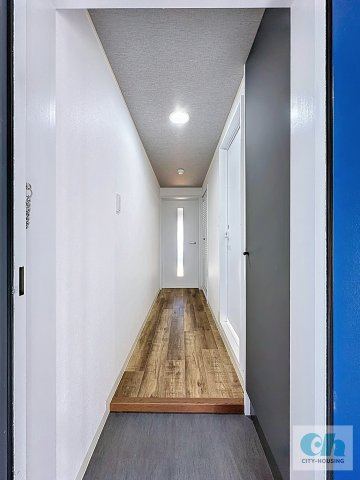 NEWRISE-2 401号室の居間・リビング