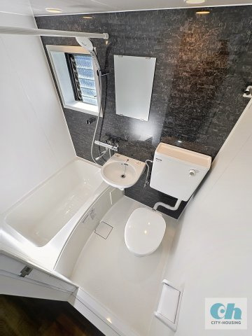 NEWRISE-2 401号室の居間・リビング