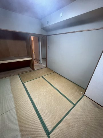 さざなみプラザ22号棟の和室
