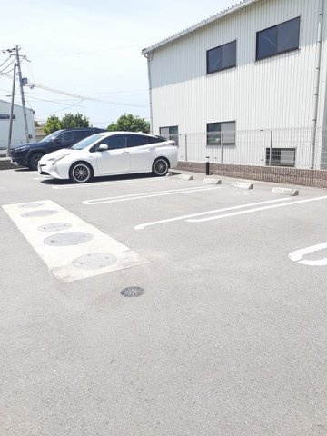 ボヌール岩橋　Ⅱの駐車場