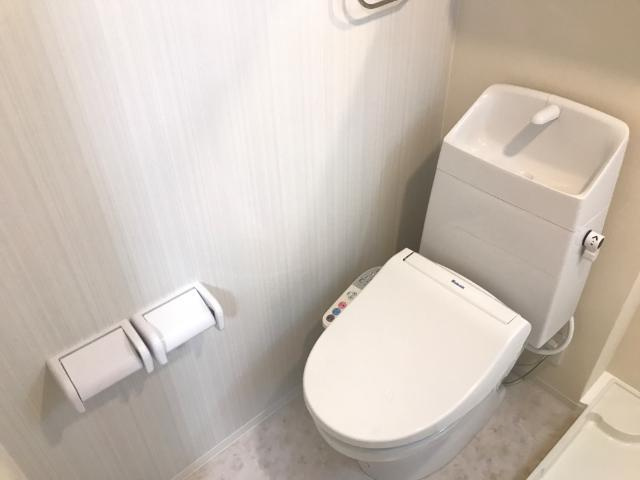 プレステージ吉島No.3のトイレ|シャワー付トイレ