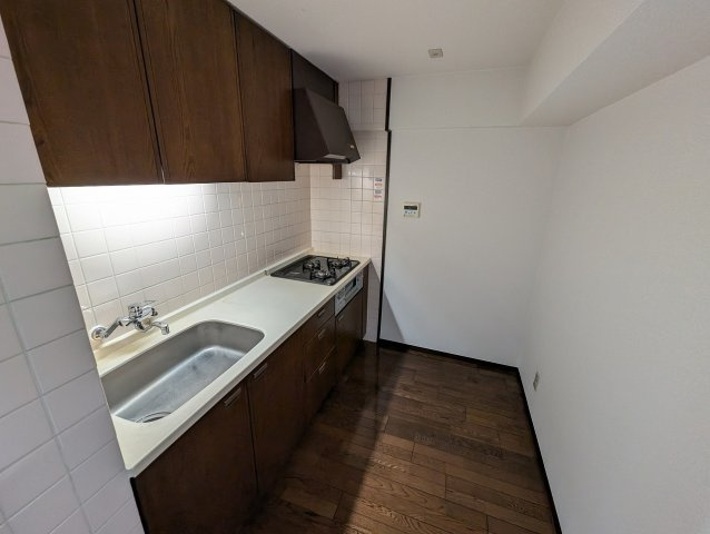 ロマネスク六ツ門のキッチン