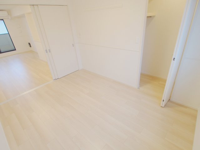 野々山　Aの内装