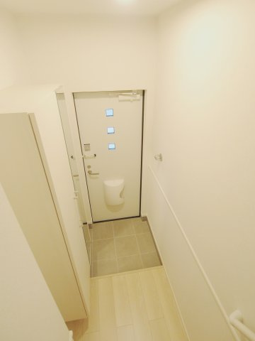 野々山　Aの玄関