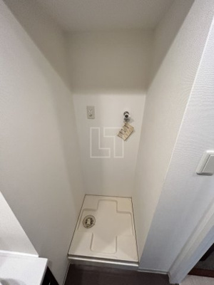 【玄関】 | アーデン四ツ橋プライマリーワン | アーデン四ツ橋プライマリーワン　室内洗濯パン