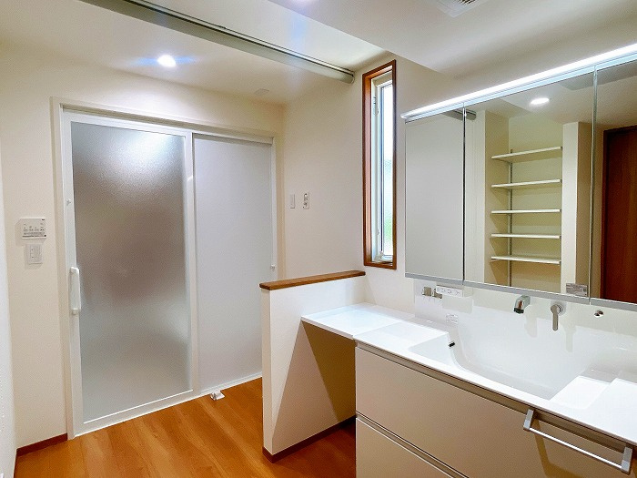 岡山市北区高松原古才 中古住宅の脱衣所|◆脱衣所の様子です。