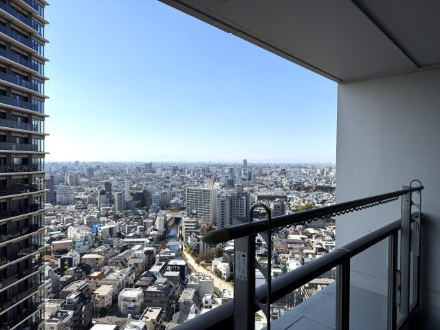 ザ・パークハウス西新宿タワー60の外観