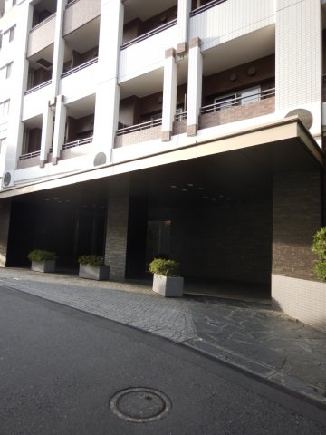 レグノ・セレーノのエントランス