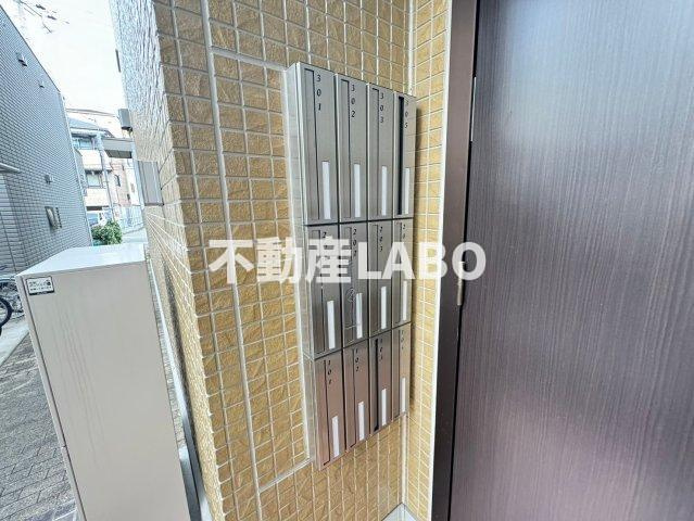 ラ・ローランのその他