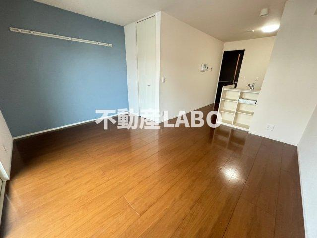 ラ・ローランの洋室