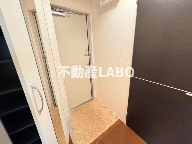 ラ・ローランの玄関